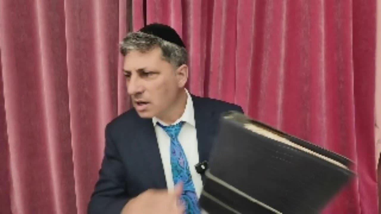 Daf Yomi Chullin Daf 59 by R' Eli Stefansky (unedited)